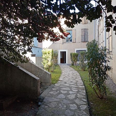 Studio Calme Apartment Carcassonne Bagian luar foto